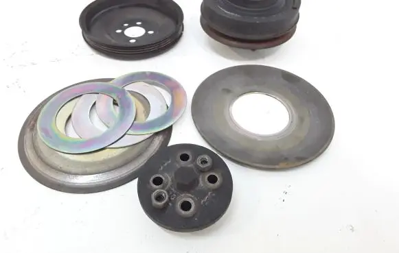 Audi A6 S6 C4 4A Crankshaft pulley