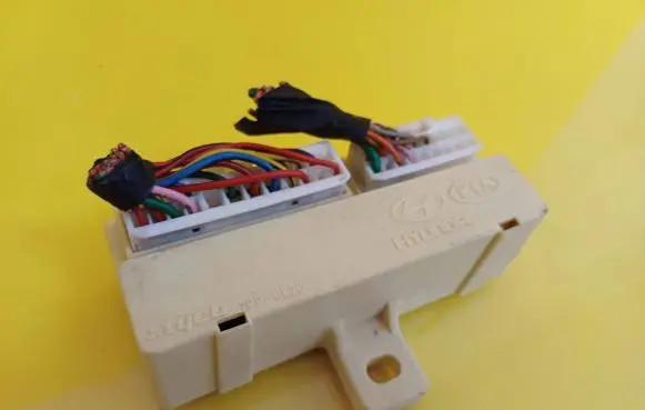 KIA Carens III Other control units/modules