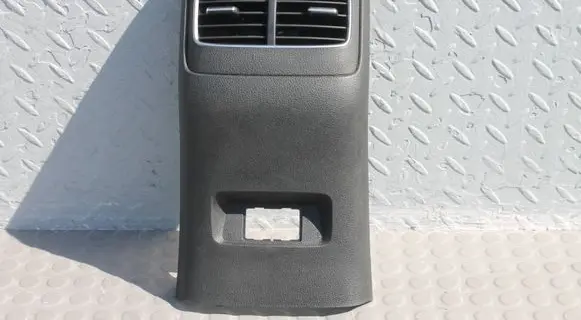 MG HS Rear air vent grill 1347636 OSLONA-TUNELU-TYL WLOT-POWIETRZA-TYL