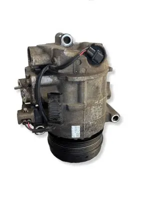 Mercedes-Benz C W204 Power steering pump 44726059926 A0032308711