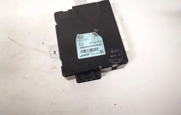 KIA Sorento Door control unit/module 954003e310 95400-3e310