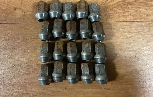 Ford Mondeo MK IV Nuts/bolts 