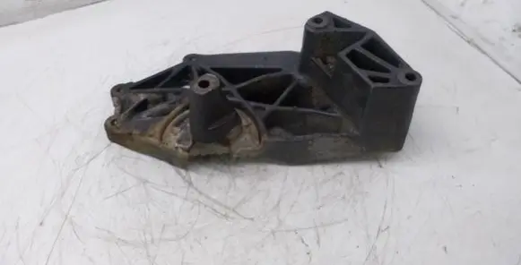 Volkswagen Sharan Engine mounting bracket 7M0199308E