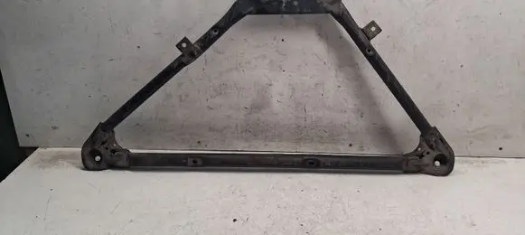 BMW 3 E46 Front bumper cross member 31111096431