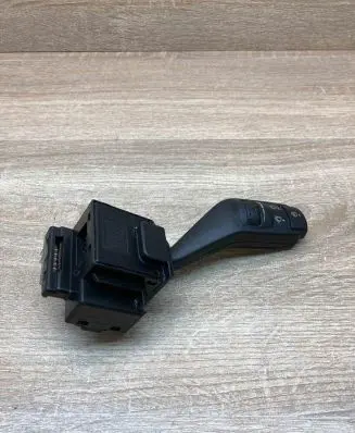 Ford Focus Wiper control stalk 4M5T17A553BD 17D940