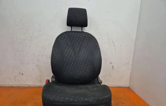 Toyota Yaris Front driver seat 