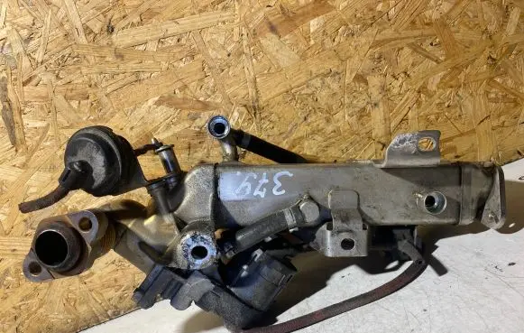 BMW 1 F20 F21 EGR valve cooler 7810751