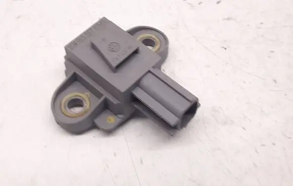 Volkswagen Golf VI Airbag deployment crash/impact sensor 1KM955557