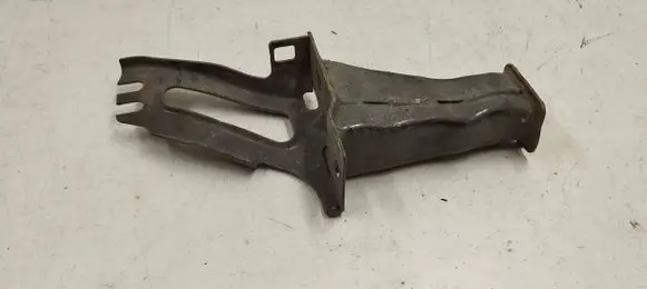 Volvo XC60 Radiator support slam panel bracket 