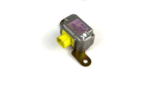 Mazda Premacy Airbag deployment crash/impact sensor C10057KC0a