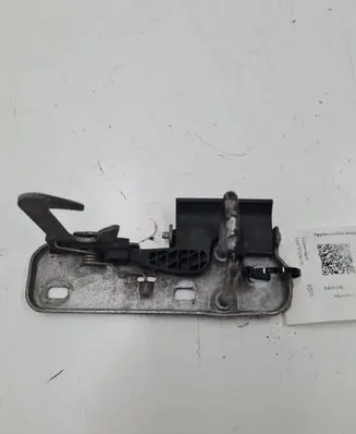 Volkswagen Golf VI Engine bonnet/hood lock/catch 1Q0823480