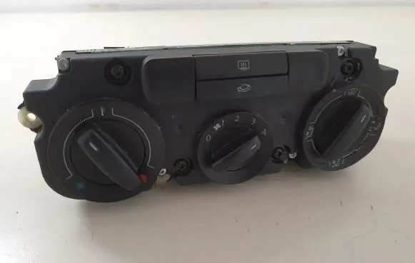 Volkswagen Caddy Climate control unit