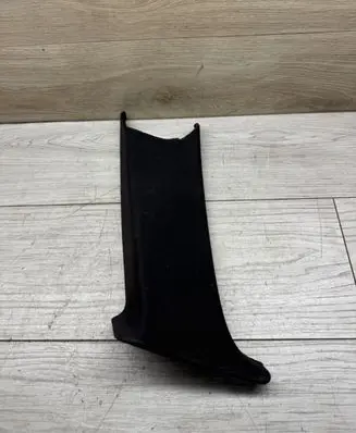 BMW 3 E46 (C) pillar trim 8209011