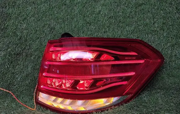 Mercedes-Benz E W212 Rear/tail lights A2129069202 615412
