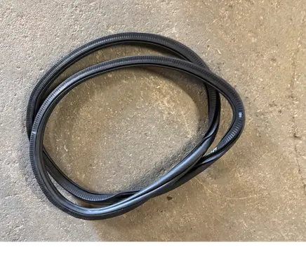 Audi A1 Rubber seal rear door 