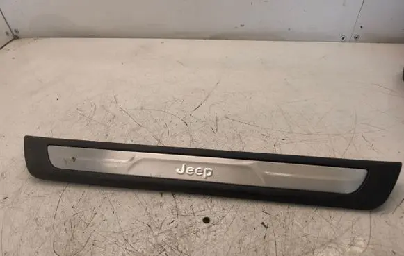 Jeep Grand Cherokee Front sill trim cover 1NC81DX9AB