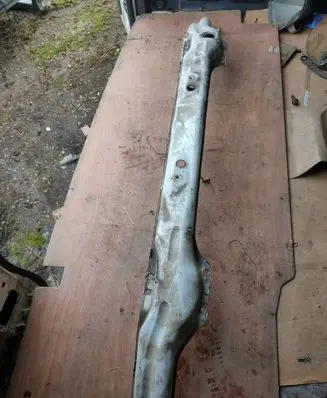 Mercedes-Benz Sprinter W906 Front bumper cross member