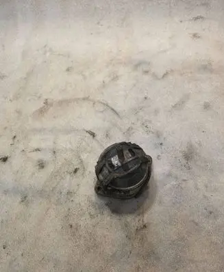 Audi A8 S8 D2 4D Gearbox mount 4D0399151