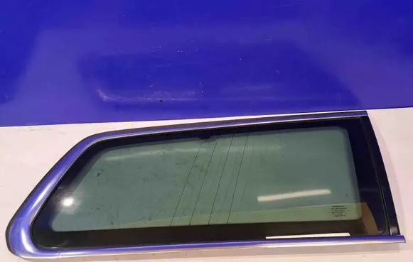 Volvo XC70 Rear side window 30745482