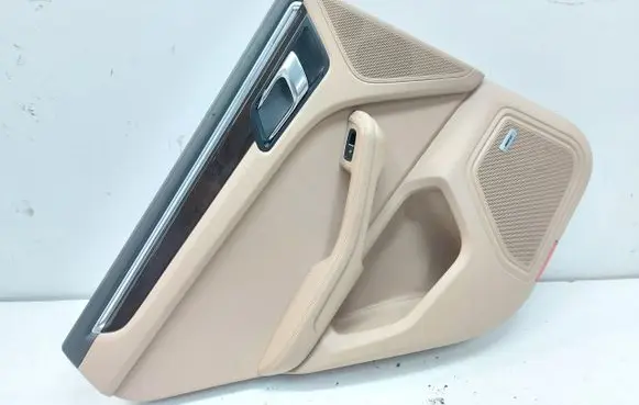 Porsche Macan (95B) Rear door card panel trim PORMAC LIFT