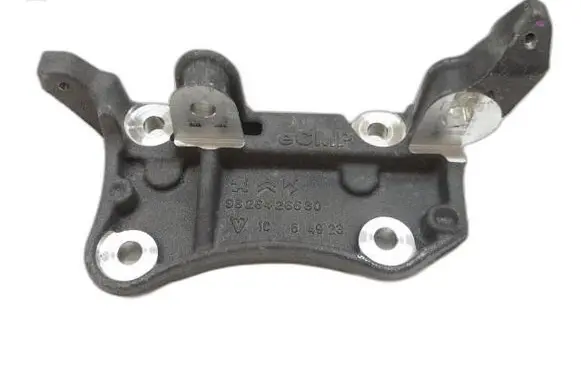 Citroen C4 III e-C4 Engine mount bracket 9826426680