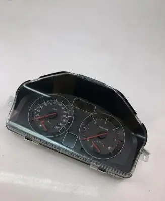 Volvo C30 Speedometer (instrument cluster) 31254771