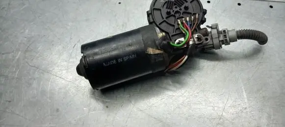Renault Scenic I Wiper motor 0390241352