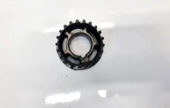 Hyundai Lantra II Crankshaft pulley