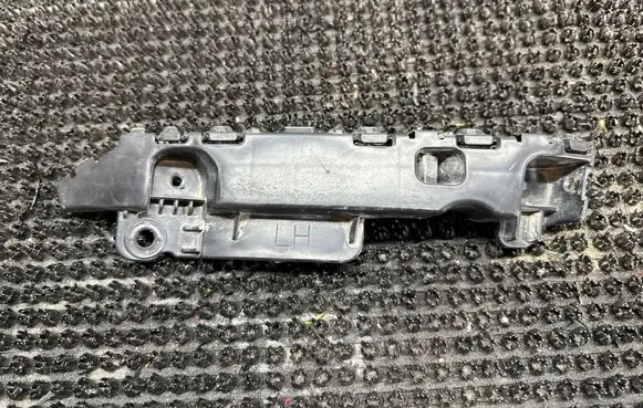 Chevrolet Cruze Front bumper mounting bracket 95291687