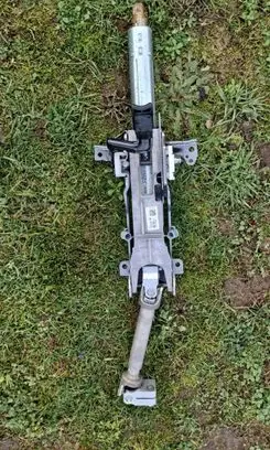 Mercedes-Benz C W206 Steering wheel axle 1674621900