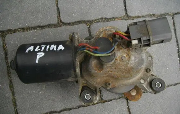 Nissan Altima Wiper motor