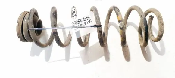Volkswagen Polo IV 9N3 Rear coil spring