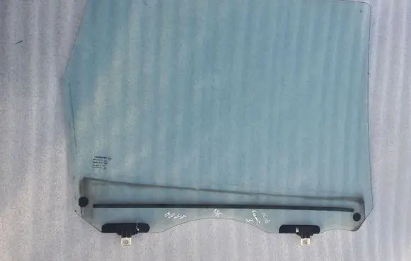 Renault Scenic III - Grand scenic III Rear door window glass 43R00048