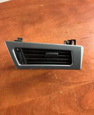 BMW 5 E60 E61 Dashboard side air vent grill/cover trim 6910731 14121810 5112001