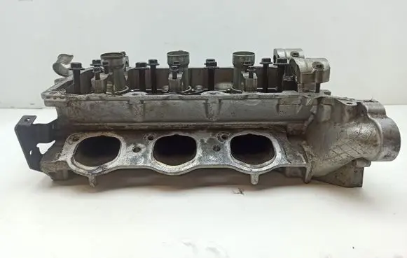 Cadillac SRX Engine head 12581597 12603904