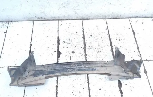 Volvo XC70 Radiator trim 30744085