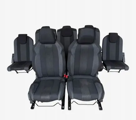 Peugeot 5008 II Seat set