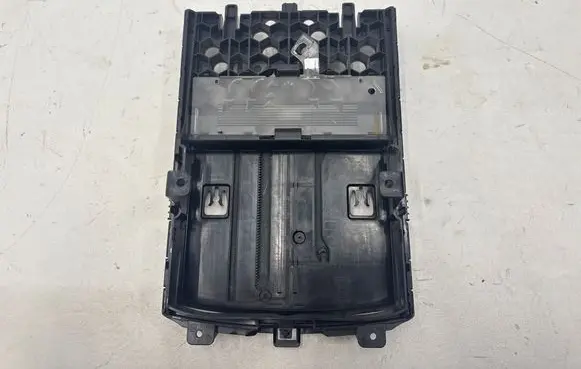 BMW 5 G30 G31 G38 Glove box central console 51169330629 9330629