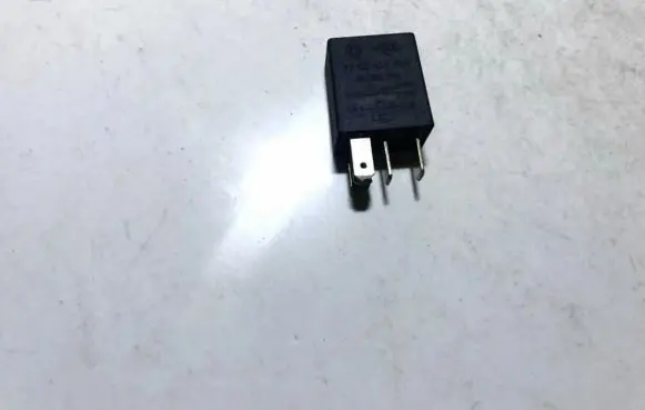 Renault Megane II Other relay 7700414484 29201041