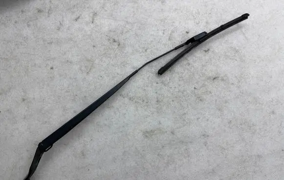 Fiat 500E Windshield/front glass wiper blade 52139499LP C4774120 A152139499