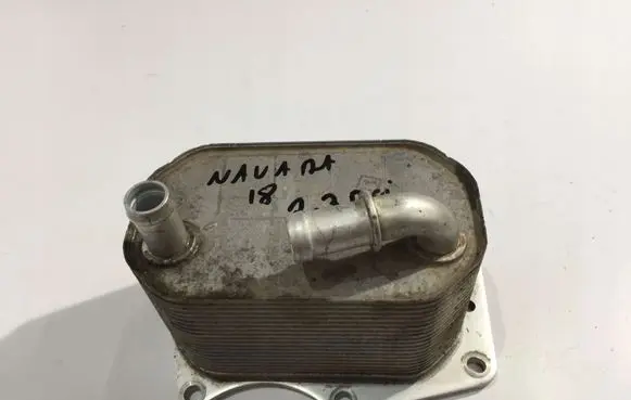 Nissan Navara D23 Engine oil radiator 