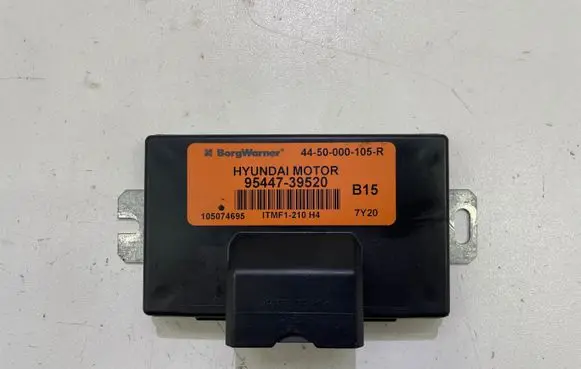 Hyundai Santa Fe Gearbox control unit/module 9544739520 105074695 4450000105R