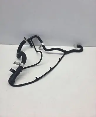 BMW 3 F30 F35 F31 Fuel line pipe 8507680 L25135CB 11884410E