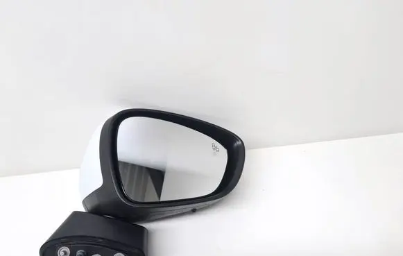 Opel Crossland X Front door electric wing mirror 0411405