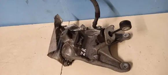 Audi A5 Engine mounting bracket 4M0199308AD