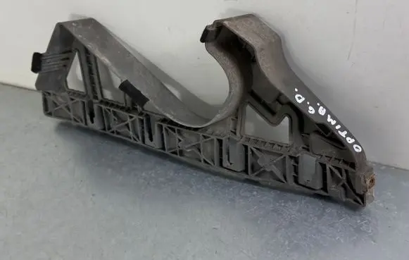 KIA Optima Rear bumper mounting bracket 86614D4300