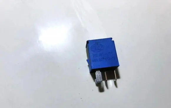 Nissan Almera Tino Other relay 252309f920
