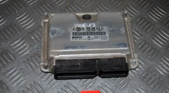 Volkswagen Golf IV Engine control unit/module 038906019AT 0281010974