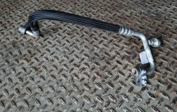 Ford Kuga II Air conditioning (A/C) pipe/hose FV4119N601AA