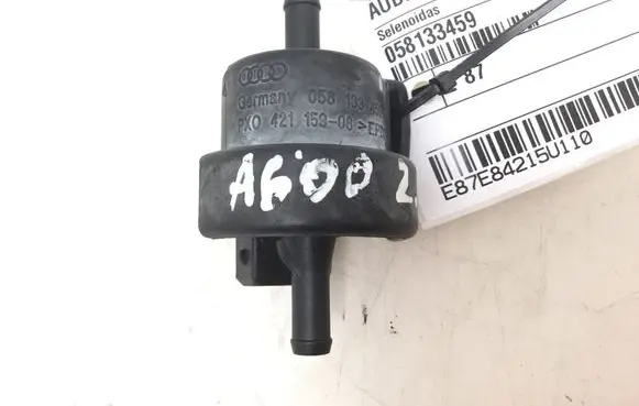 Audi A6 S6 C5 4B Turbo solenoid valve 058133459